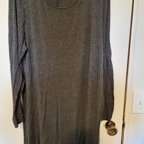 VIV Collection Heather Gray Tunic - Picture 2 of 4
